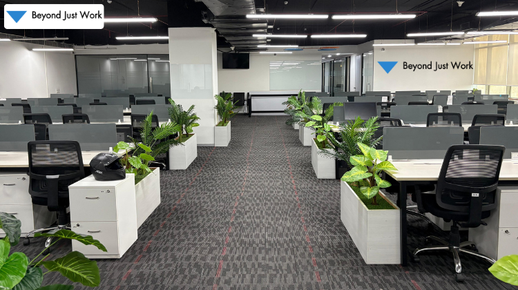 Not just a desk, but a growth hub! Work, network & thrive at Unitech Cyber Park’s best coworking space. Are you ready to level up?