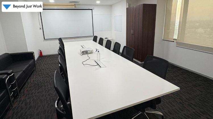 Host, Collaborate, Succeed! Book a premium meeting room in Unitech Cyber Park with modern amenities & a professional setup.